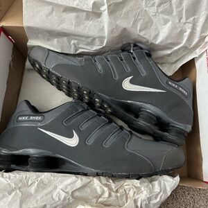 Men’s Nike Shox NZ